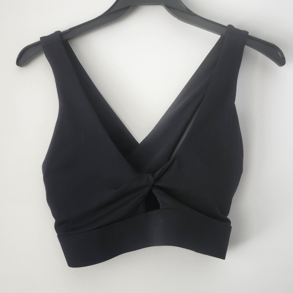 Fabletics Sports Bra Black Large